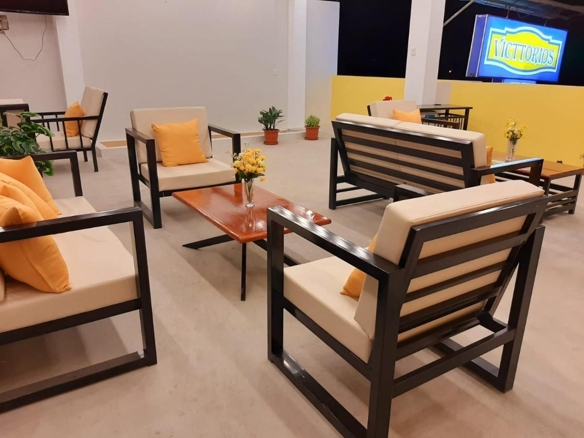 Victtorios Hotel Satipo Ngoại thất bức ảnh