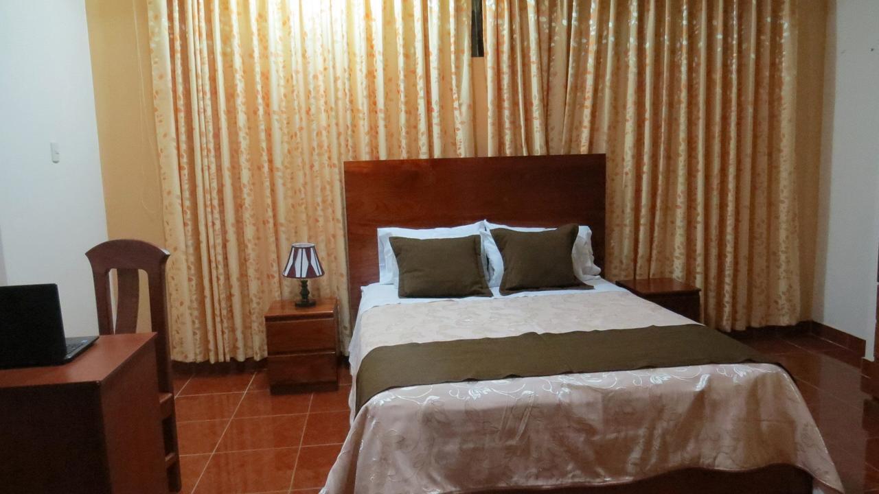Victtorios Hotel Satipo Ngoại thất bức ảnh