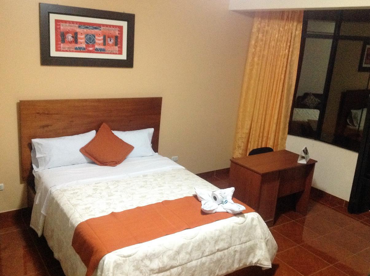 Victtorios Hotel Satipo Ngoại thất bức ảnh