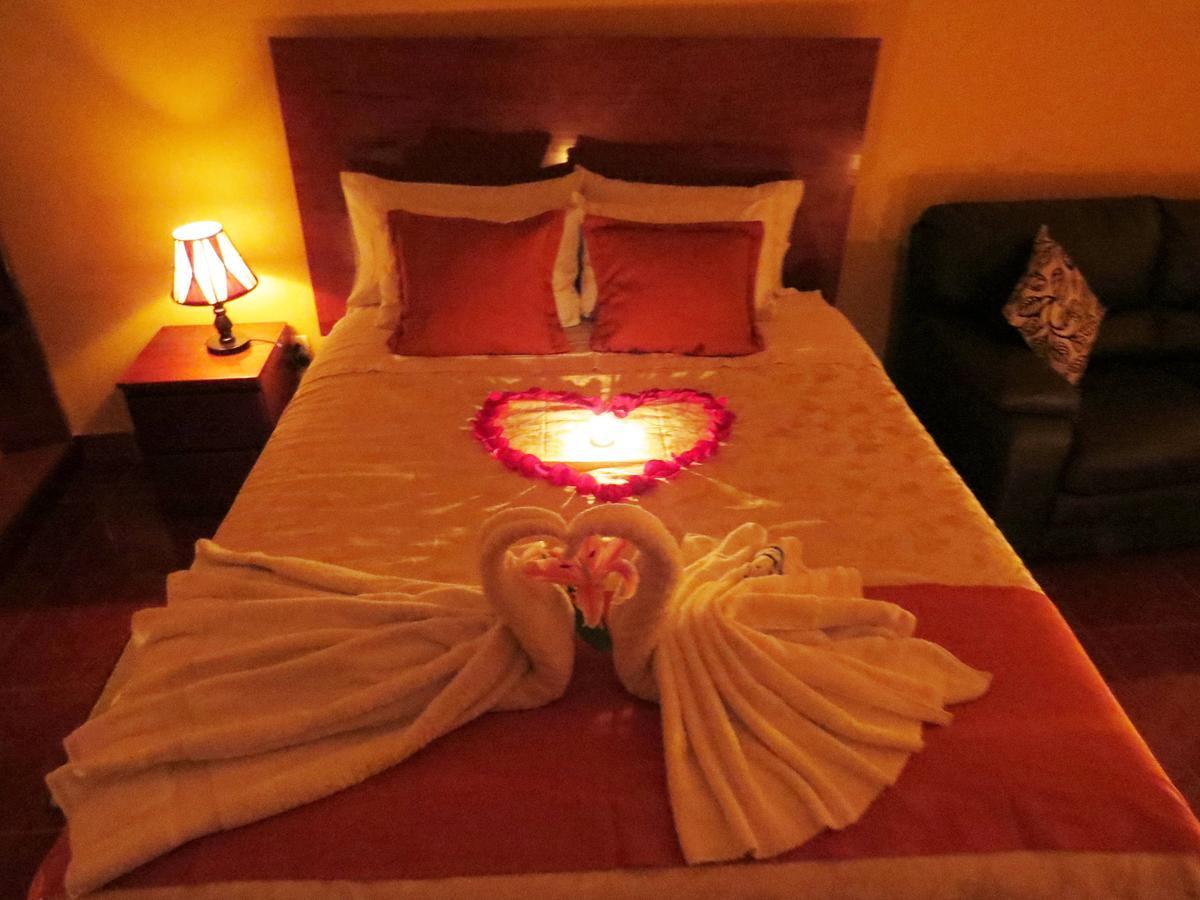 Victtorios Hotel Satipo Ngoại thất bức ảnh