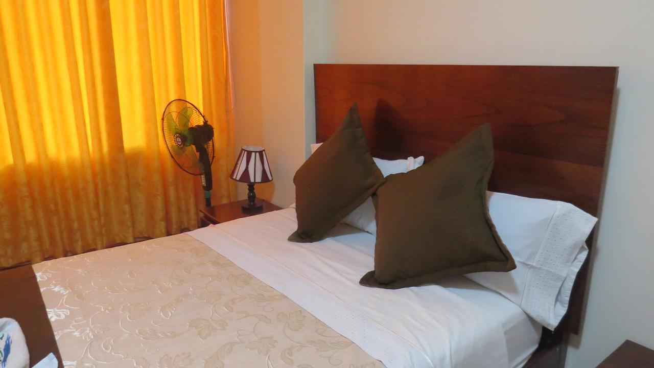 Victtorios Hotel Satipo Ngoại thất bức ảnh